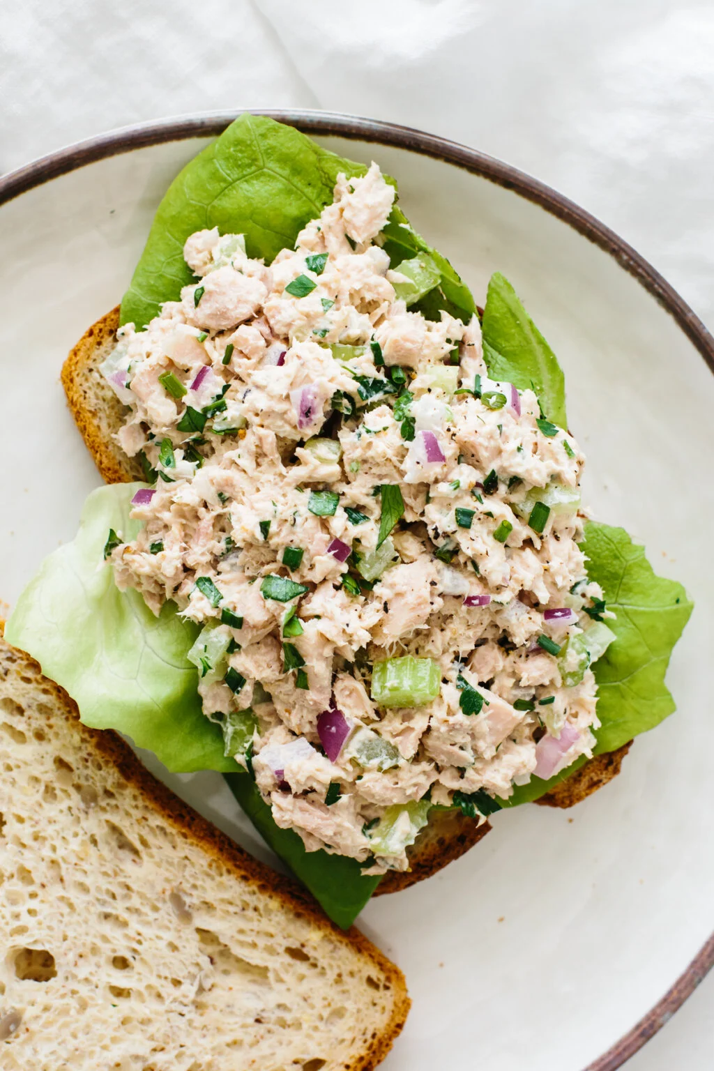 Extra-Large, Tuna Salad Gift Box 2 ... Cuba Home Delivery Included, Trackable.